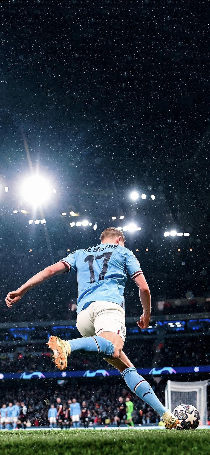 谌贻琴出席国家足球青训中心揭牌仪式