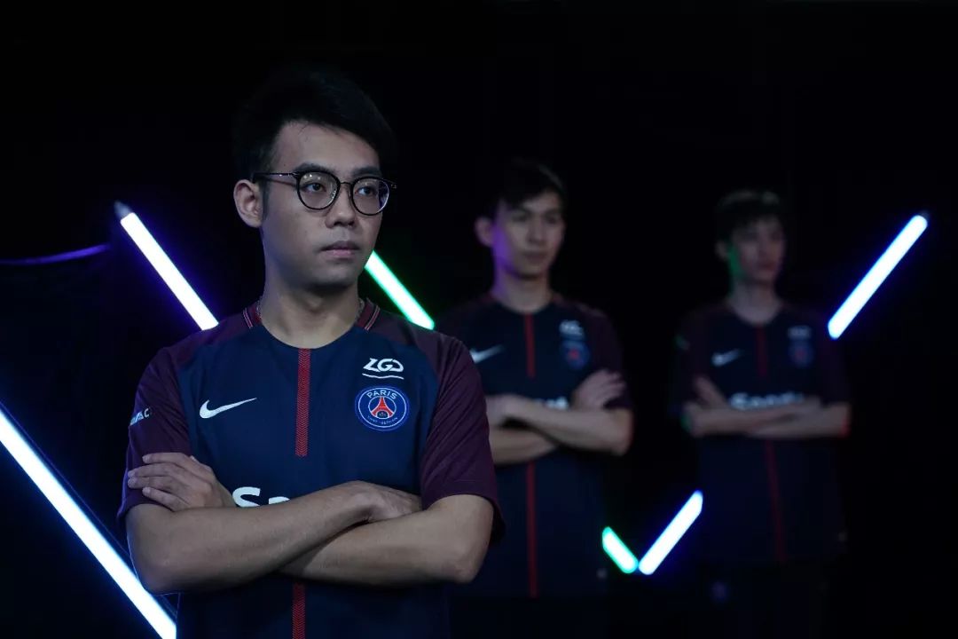 對球迷與搜